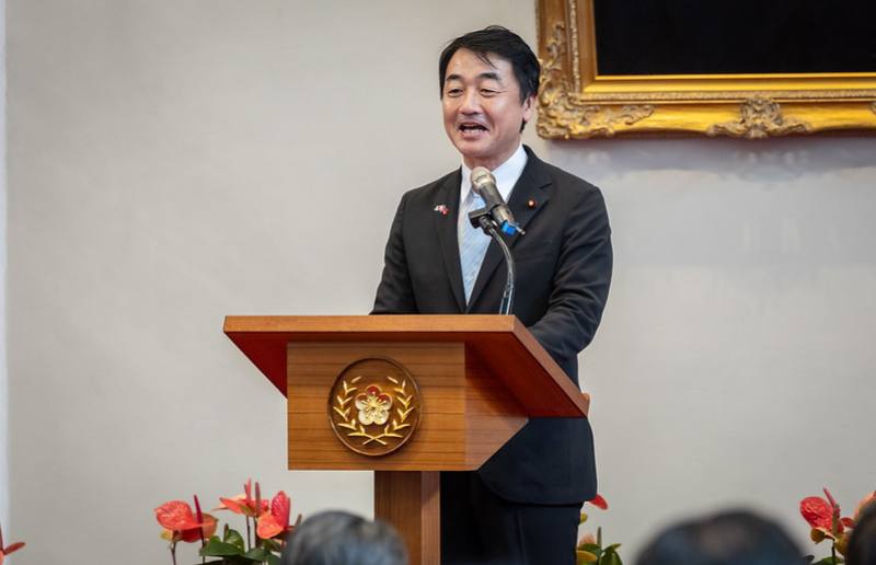 佐佐木紀眾議員代表古屋圭司會長致詞