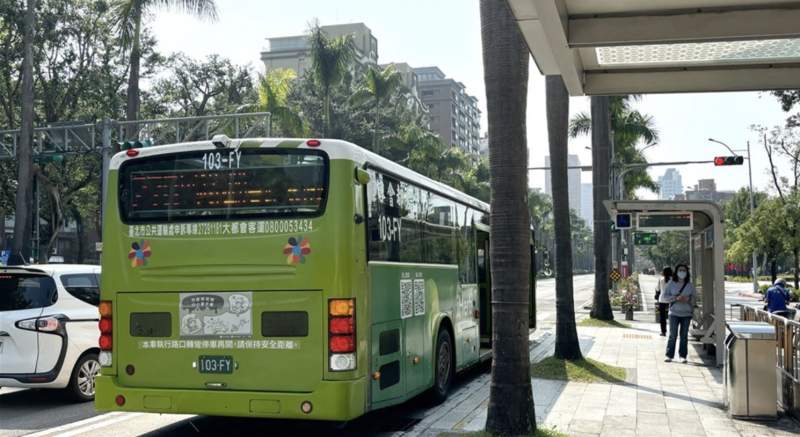 為台北市公車站位。（中央社檔案照片）
