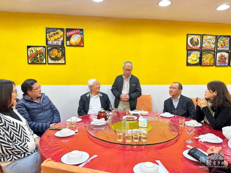 僑委會前委員長吳新興致詞