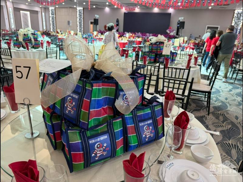 主辦單位用心準備臺灣特色紀念品