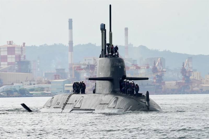 圖為國造潛艦原型艦海鯤艦7月海測。（中央社檔案照片）