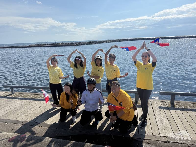 FASCA多倫多分會學員參與雙十國慶單車之旅，以健康活力的方式共慶雙十