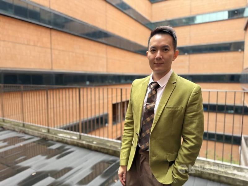 2024年當選泰國參議員的彭猜表示，台灣民主化的進程可供泰國借鏡，尤其是1990年代野百合學運與2020年泰國青年學運的精神相似。他稱讚，「台灣是亞洲最堅實的民主國家之一」，有很多地方值得泰國學習