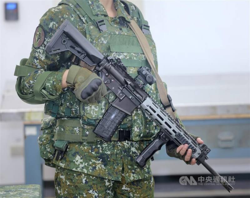 新式T112戰鬥步槍。（中央社檔案照片）