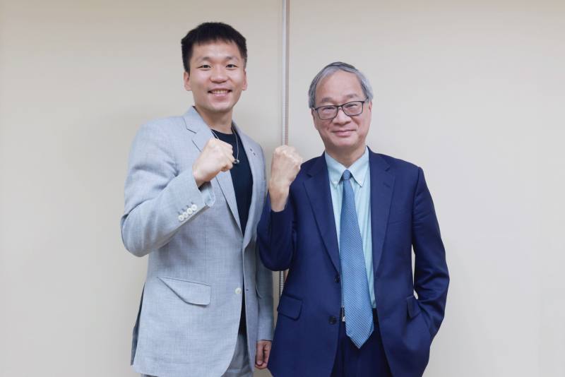 文化部長李遠（右）與運動部長李洋（左）16日進行雙部會合作會面，開啟「遠洋合作」。