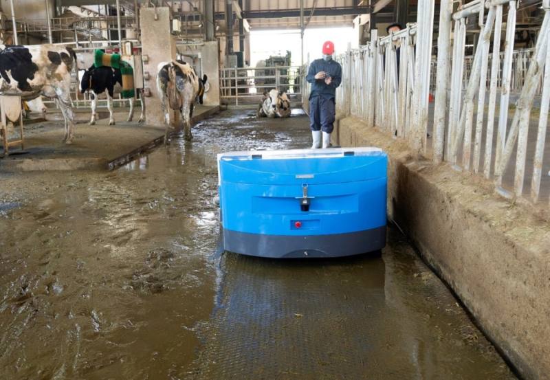 以刷毛為主之養牛場地墊清潔技術應用於畜牧場情形，酪農戶可依地墊之溝紋深度，搭配不同材質、密度及長度之刷毛，以提升清潔效率