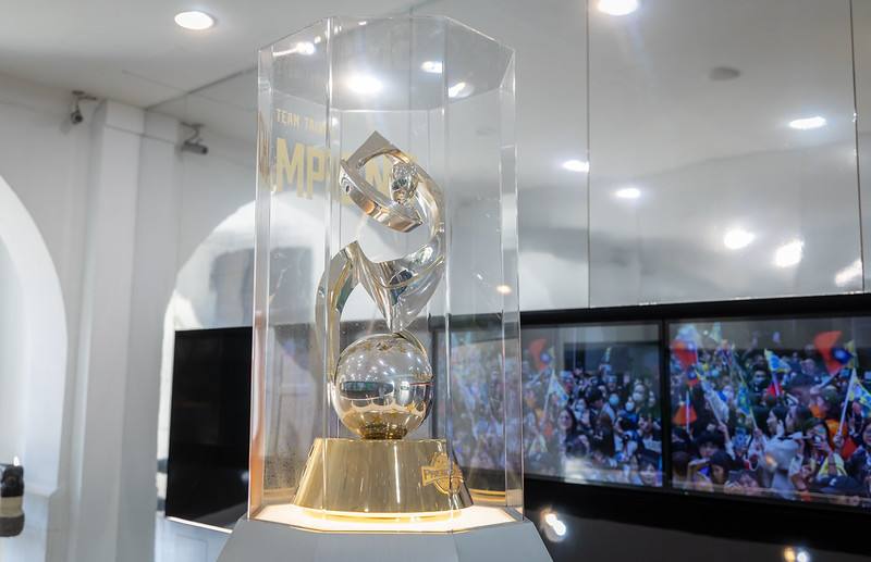 總統府「BEHIND THE CHAMPION：冠軍之路」特展，將延續2024年世界棒球12強賽奪冠的熱血時刻，展示我國冠軍金盃及選手們的臺灣精神