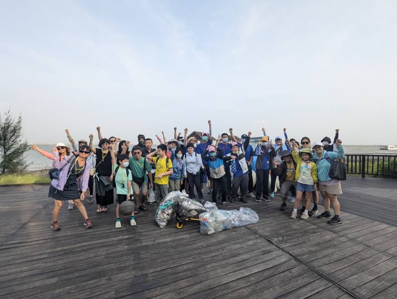 陪伴身心障礙孩子第一次造訪潟湖與沙洲，親手守護海洋的感動