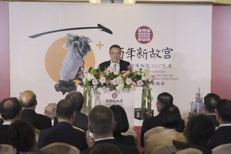 蕭宗煌院長強調，不僅珍貴文物是故宮的重要資產，「故宮人」代代薪傳的專業與奉獻精神，更是最珍貴的無形資產