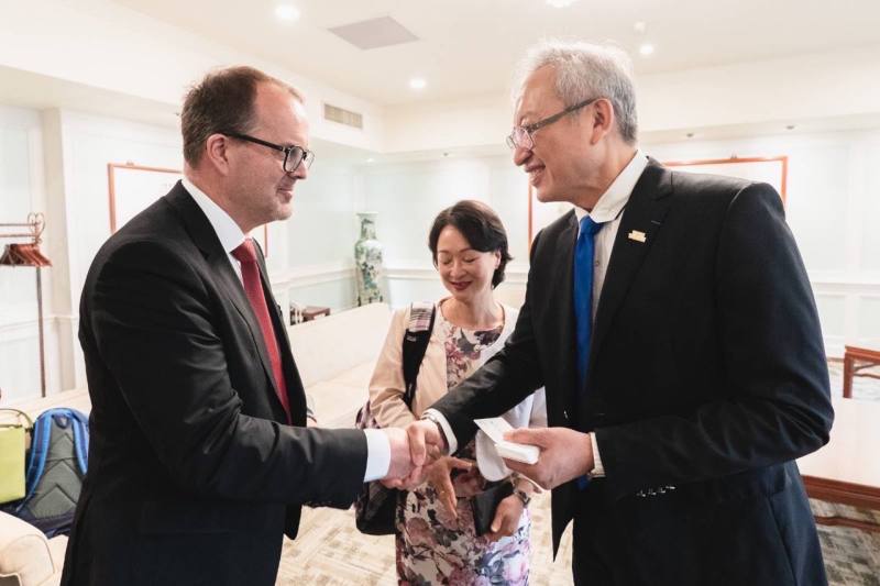 外交部政務次長吳志中歡迎巴伐利亞邦邦議會副議長林德斯巴何（Markus Rinderspacher）