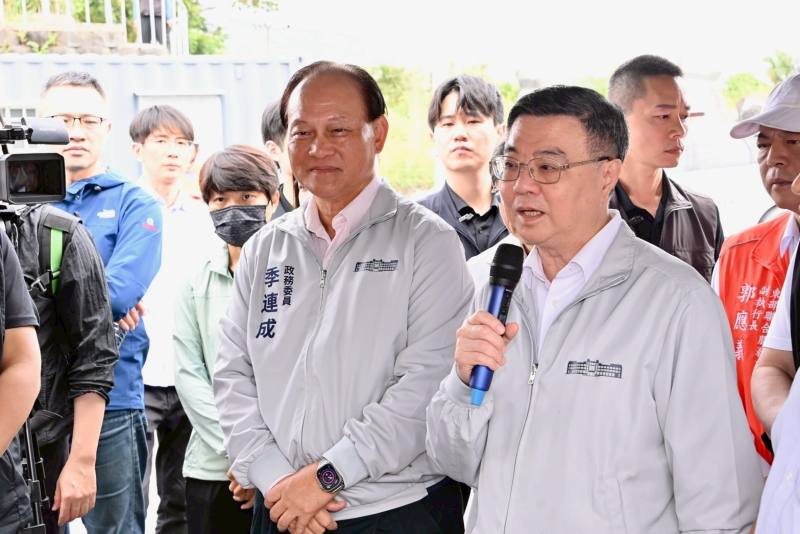 行政院長卓榮泰視察「馬太鞍溪橋重建、馬太鞍溪上下游疏濬復建」工程進度