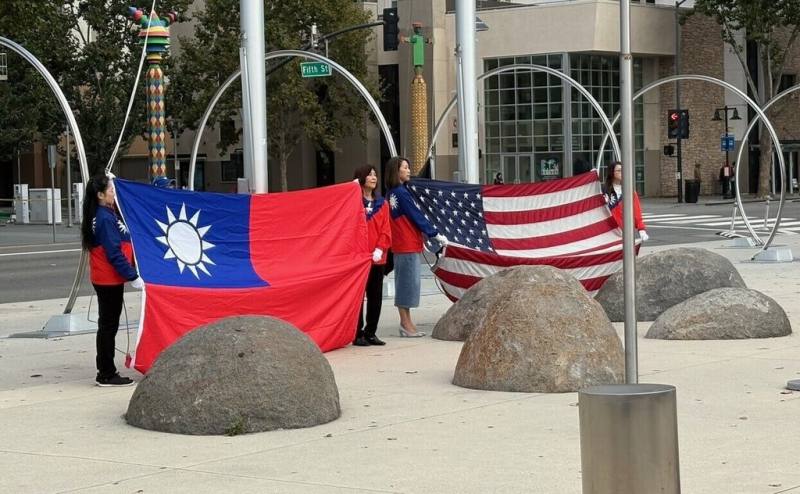 矽谷聖荷西市（San Jose）24日升中華民國國旗。（華美傳統基金會提供）