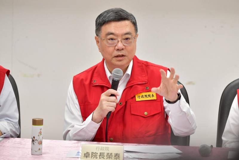行政院長卓榮泰主持非洲豬瘟中央前進應變所記者會