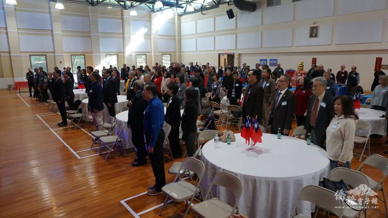 當天與會的貴賓超過100人