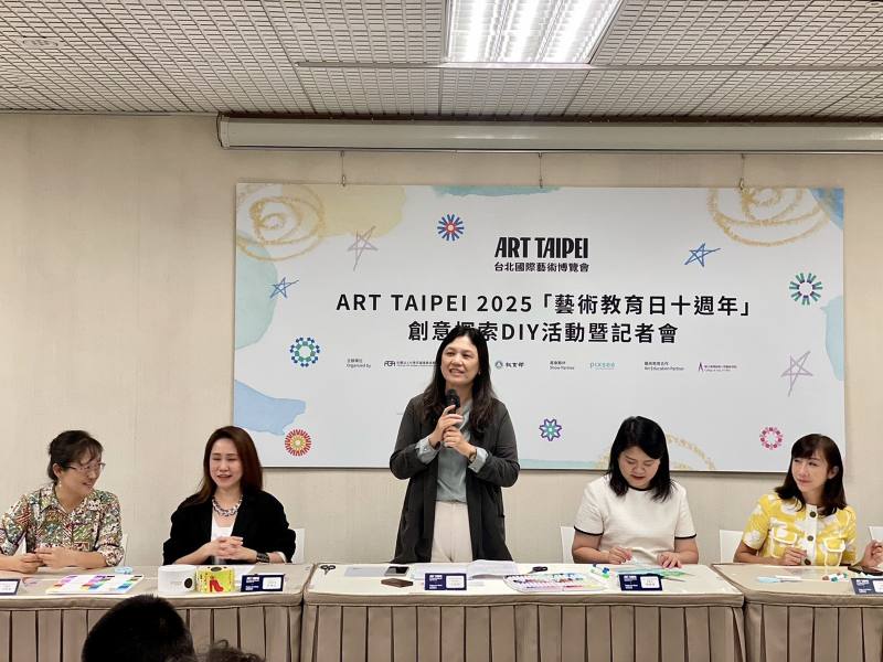 師資培育及藝術教育司王淑娟副司長致詞