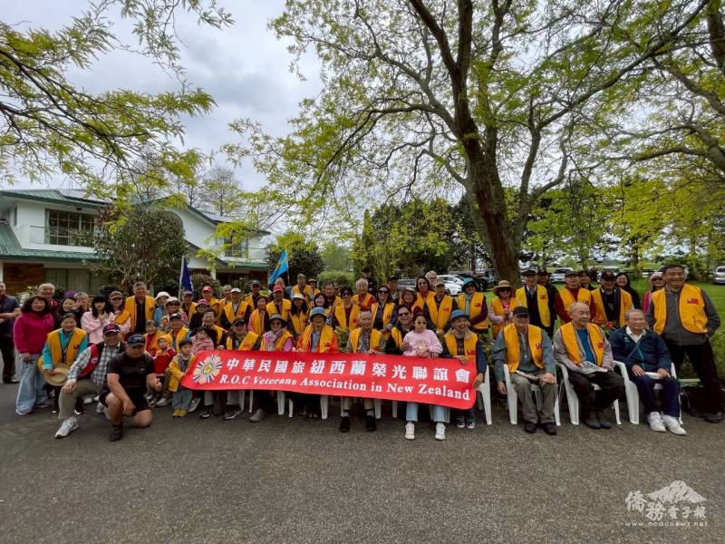 現場超過一百位會員與親友熱情參與，氣氛熱烈