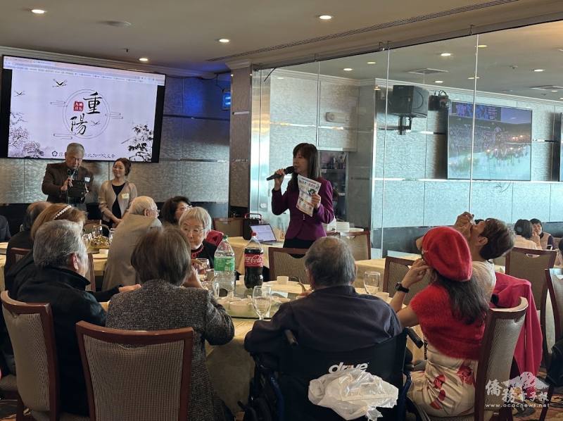 莊雅淑(分享僑委會i僑卡及六大社群平臺等僑務資訊，鼓勵學長姐學弟妹多與運用