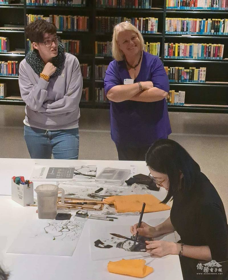 德國讀者首次看到漫畫人物水墨作畫現場