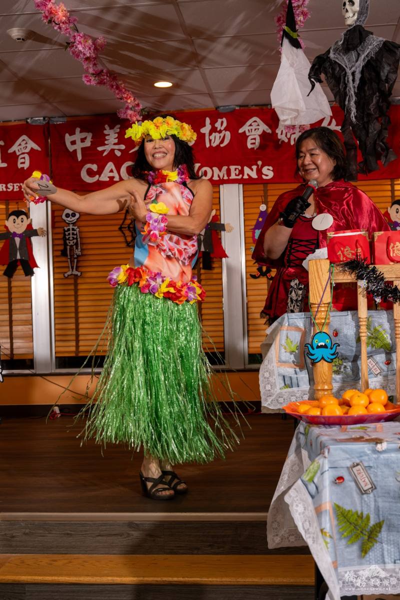 今年冠軍由「露背的夏威夷女郎」奪得