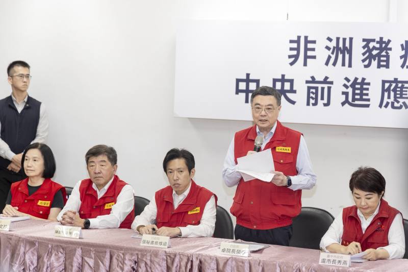 卓院長表示，目前實施「禁運、禁宰、禁用廚餘養豬」措施，對養豬產業一級生產鏈造成實質生計影響