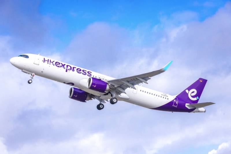 花蓮縣政府與香港快運航空促成「香港－花蓮」直航，於民國113年12月12日啟動，平均搭乘率約6成，近日香港快運評估營運後決定調整航班，宣布將於115年1月4日起暫停營運。（花蓮縣政府觀光處提供）