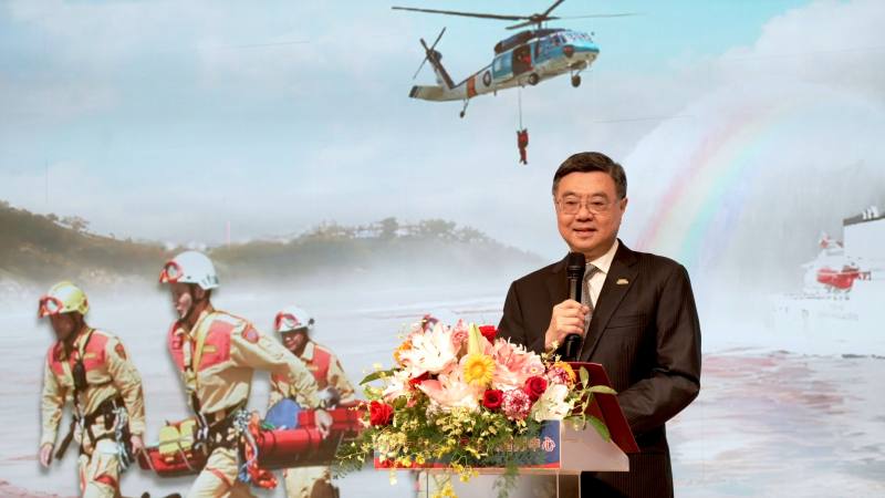 行政院長卓榮泰出席「114年搜救有功人員表揚暨AI智慧搜救派遣系統中程計畫成果記者會」