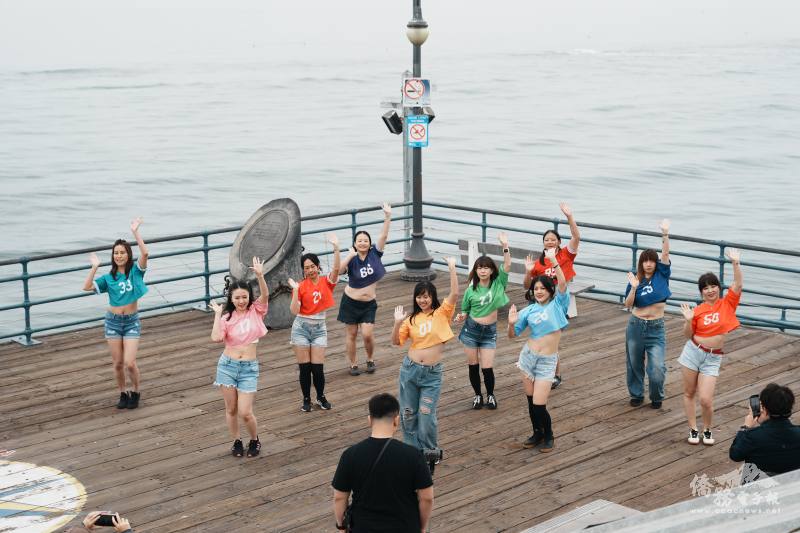 表演8分鐘的精緻臺灣金曲組曲