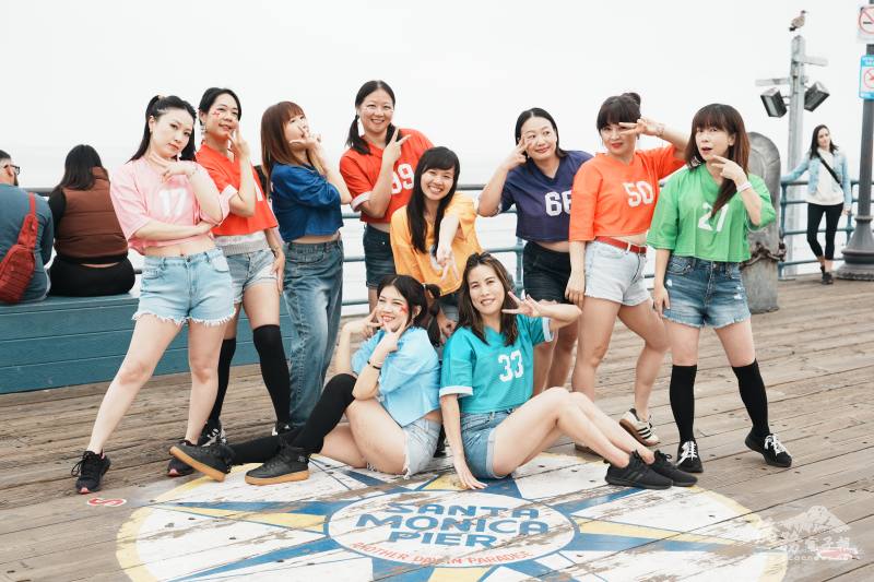 福爾摩沙小分隊團員在聖塔莫尼卡碼頭合影