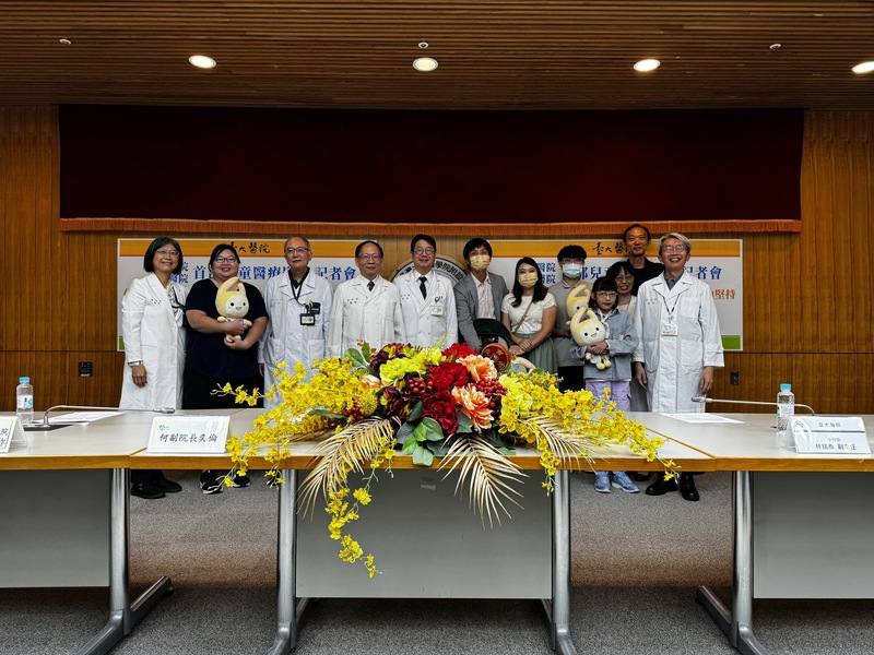 台大兒童醫院推出首部兒童醫療短片「只有兒科才有的風景」，以「盼尋回初心」為主題，希望各界更認識國內兒童醫療，5日記者會邀請多名病童家庭，分享一路與病魔奮戰故事