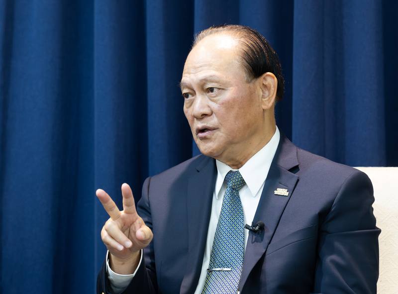 行政院政務委員季連成日前赴花蓮堰塞湖災區坐鎮救災協調，表現備受外界肯定。他接受中央社專訪時特別感謝全台45萬人次的志工馳援，還說沒有志工無法完成救災任務