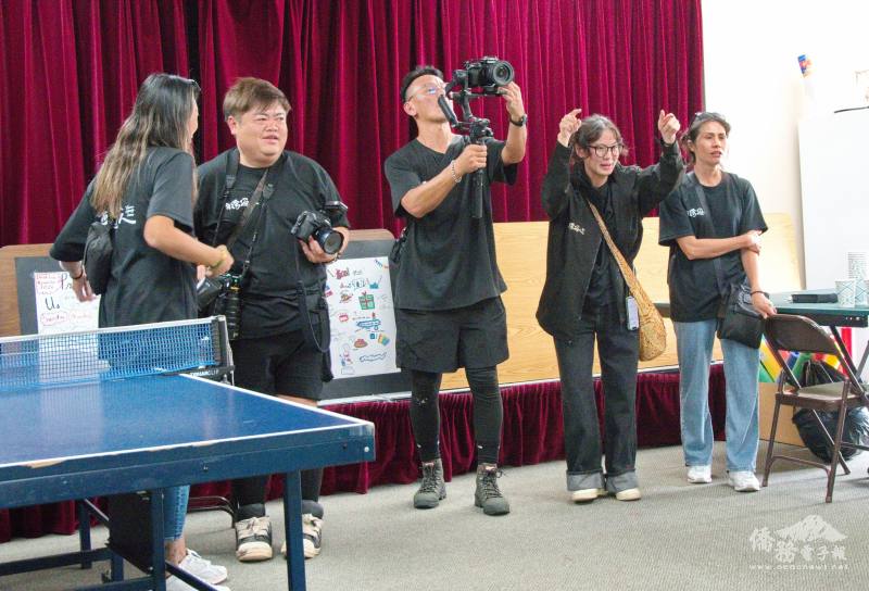 電影製作團隊遠渡重洋，與僑胞面對面交流