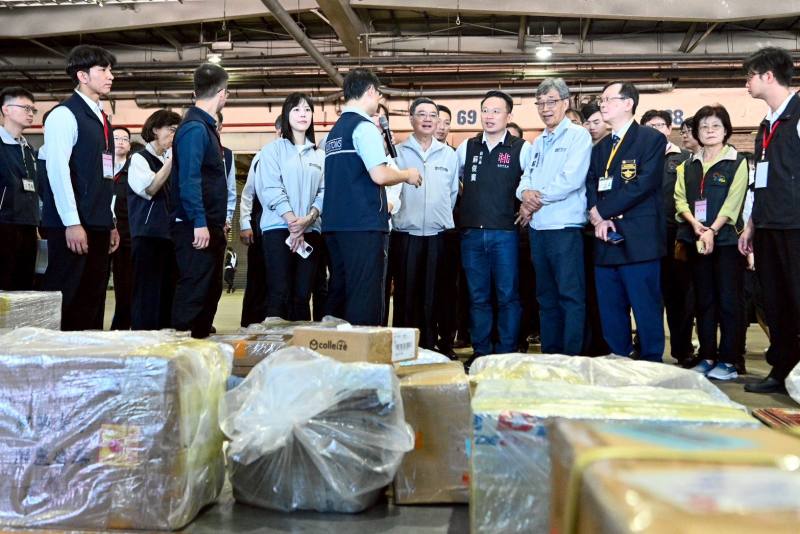 行政院長卓榮泰視察「非洲豬瘟邊境檢疫措施」