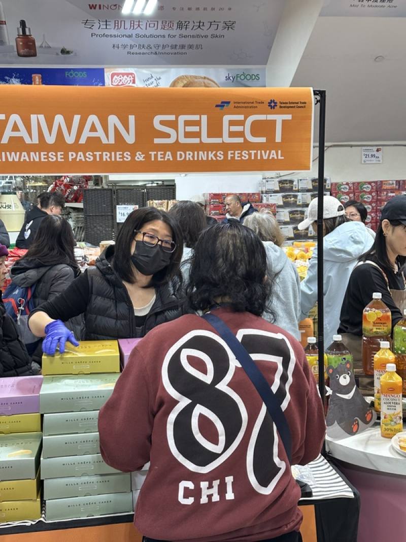 「選擇台灣，經典糕餅茶飲節」7日在紐約法拉盛登場，展期至12日