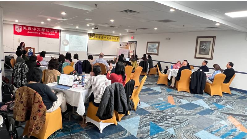 歐瑪麗以實例講說高中生對AI的接收程度與反應