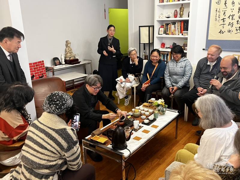 茶文化講座現場：宋永麟博士講解示範