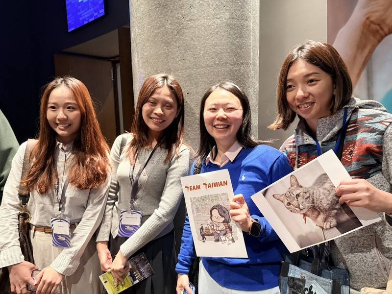 前總統蔡英文10日在柏林自由會議發表公開演說，許多台灣僑民與留學生特地報名「柏林自由週」，到場聽蔡英文演說，表達支持。