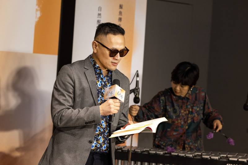 陳思宏朗誦作品《社頭三姊妹》。