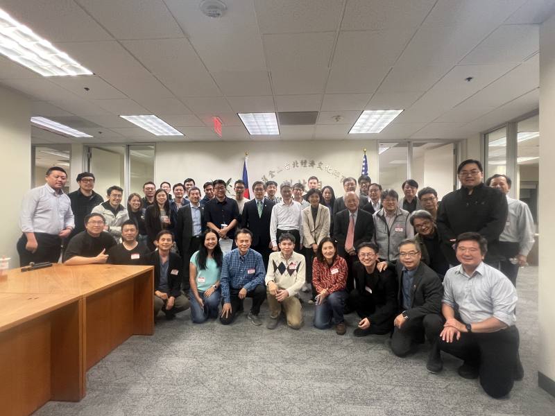 國科會副主委蘇振綱率團赴美，於舊金山舉辦「臺灣智慧機器人產業與國際人才交流座談會」，推動臺美智慧機器人產業與人才交流合作。