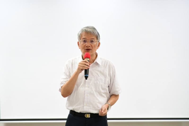 盧柏松副場長主持開訓