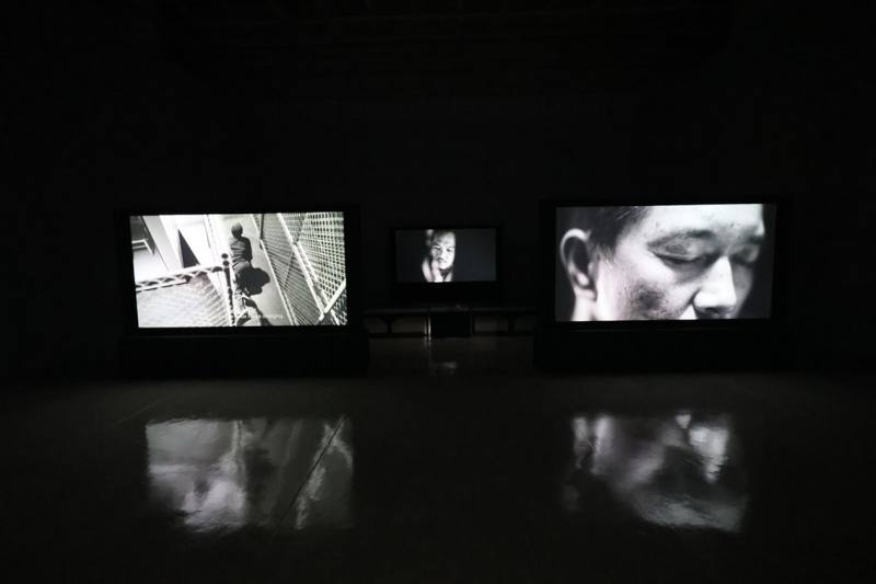 陳界仁，《風摧肉身》