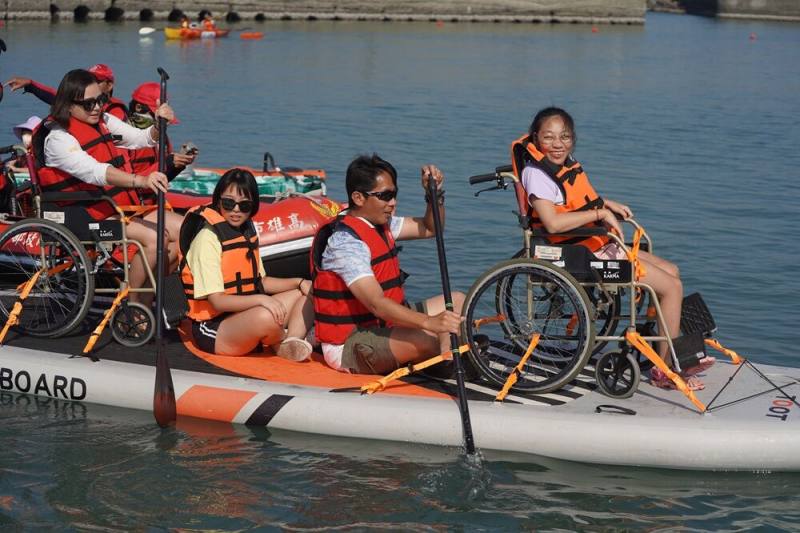 民眾體驗活動嶄露開心笑容