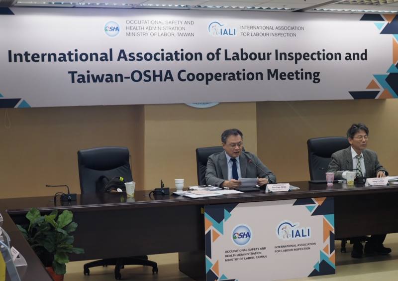 勞動部鄒主任秘書開場致詞