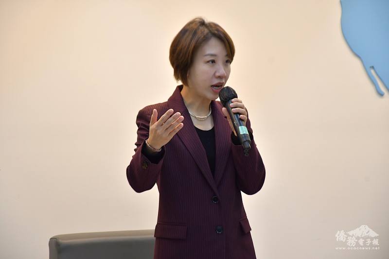 僑務委員會副委員長李姸慧致詞