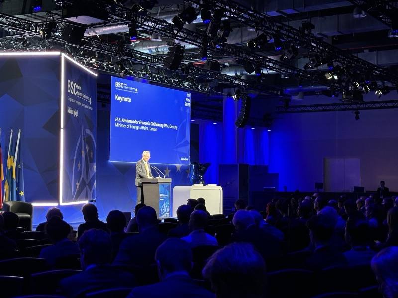 外交部政務次長吳志中應邀於第24屆柏林安全會議發表演說