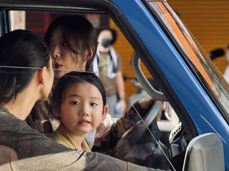 導演鄒時擎的「左撇子女孩」入圍第62屆金馬獎最佳劇情片，將爭取入圍2026年奧斯卡金像獎「最佳國際影片」。（光年映畫提供）