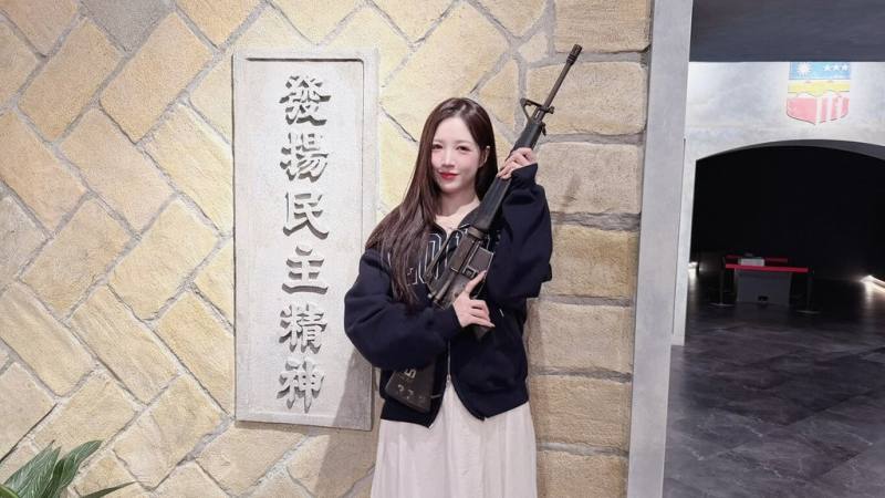 為推廣觀光，馬祖國家風景區管理處日前邀請人氣韓籍啦啦隊女神李晧禎（圖）與師妹鄭雪兒走訪馬祖，展開深度旅遊體驗。（馬祖國家風景區管理處提供）