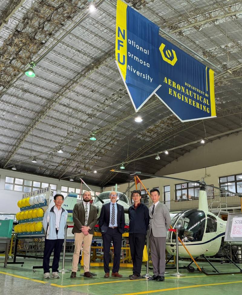 賓夕法尼亞理工學院副校長Anthony Pace 與國際長 Patrick Marty參訪國立虎尾科技大學航空維修訓練中心