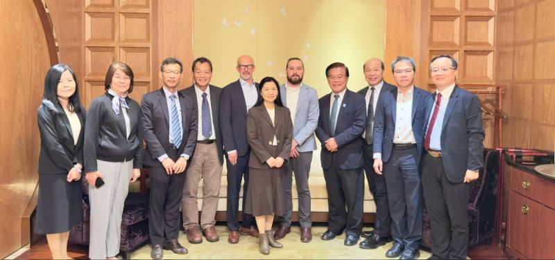 教育部國際及兩岸教育司李毓娟司長宴請美國賓夕法尼亞理工學院副校長Anthony Pace 與國際長 Patrick Marty一行2人