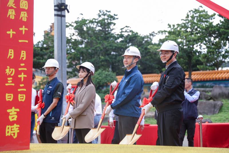 行政院長卓榮泰出席「台61 線快速公路新北市-苗栗縣路段平交路口改善工程-新北段」動土祈福典禮