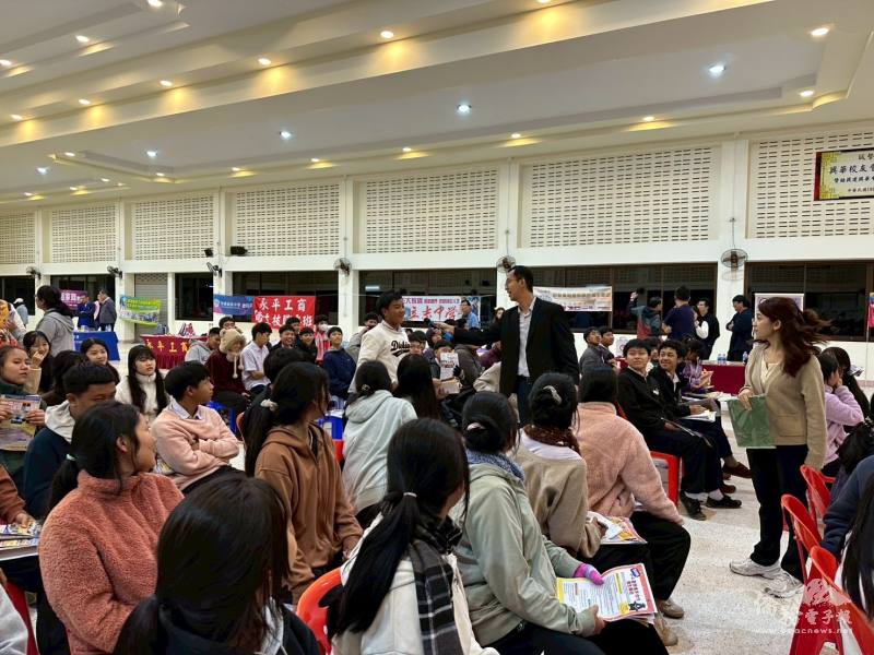 現場與學生有獎徵答